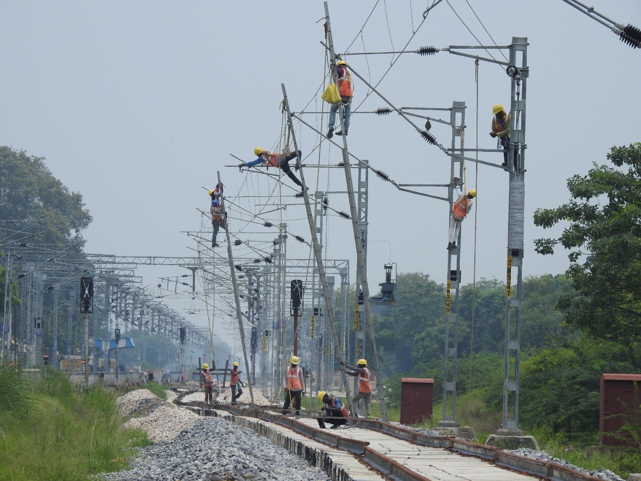 Metro Railway OHE & Power Supply Works